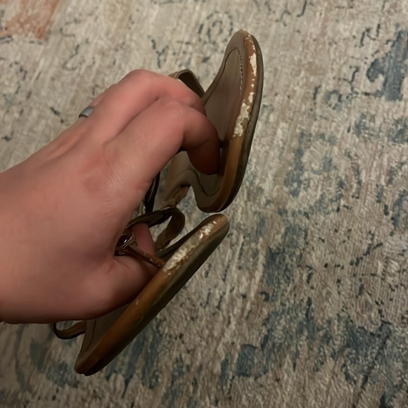 Unbranded • Brown sandals with gold accents - Picture 3 of 4